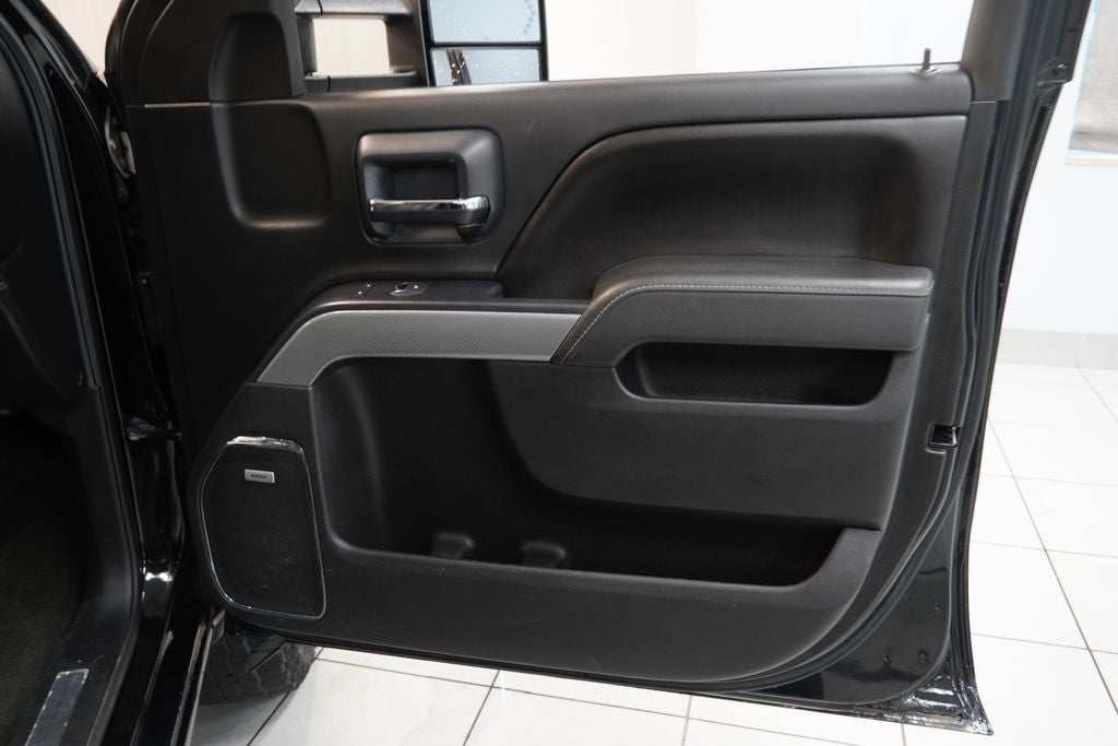 2015 Chevrolet Silverado 2500HD LTZ CREW CAB 4X4