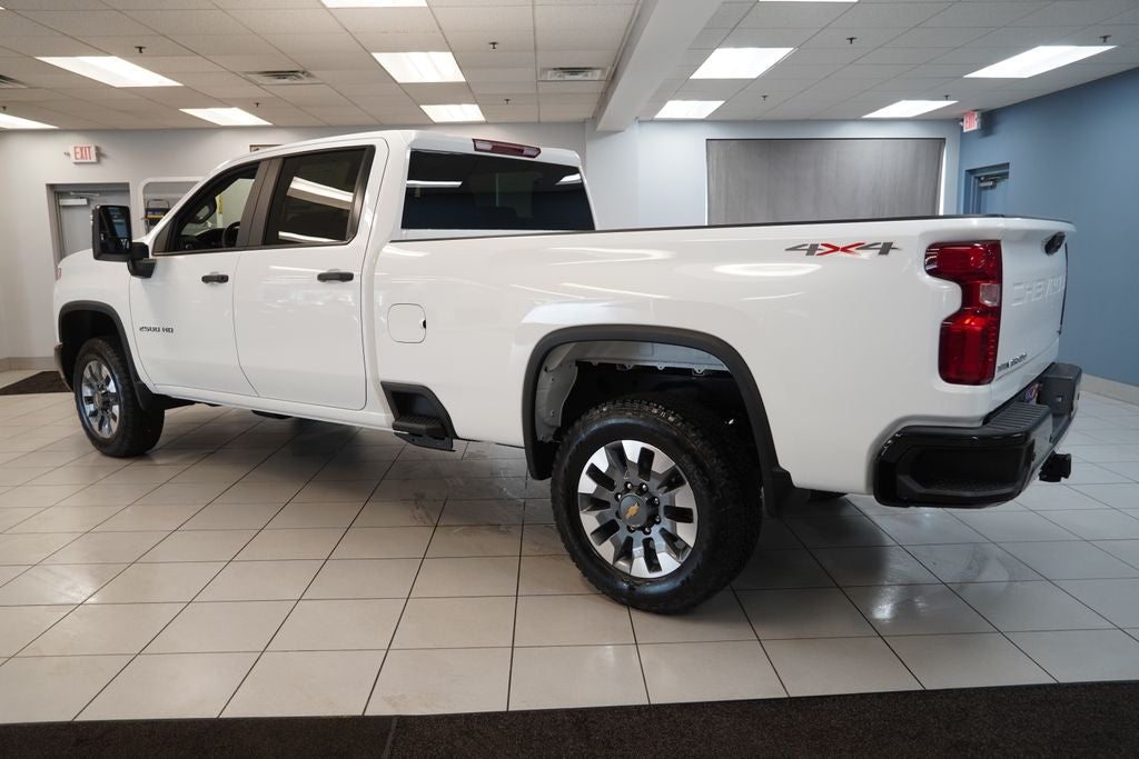 2026 Chevrolet Silverado 2500HD Custom