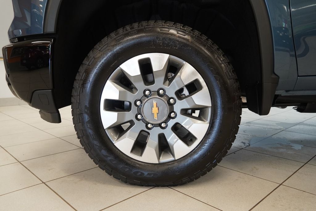 2026 Chevrolet Silverado 2500HD Custom