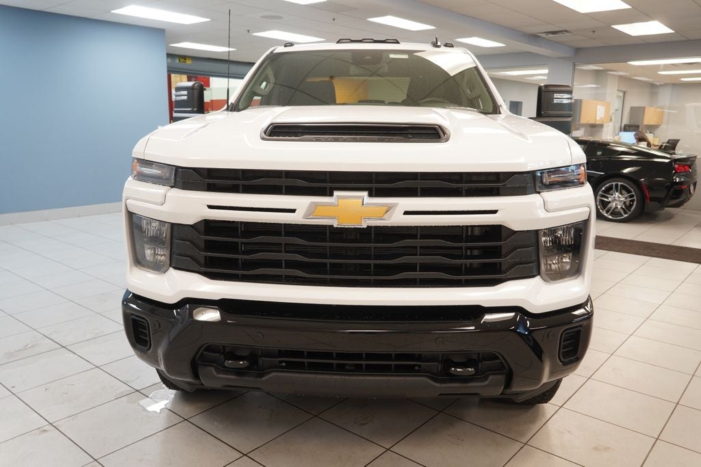 2026 Chevrolet Silverado 2500HD Custom