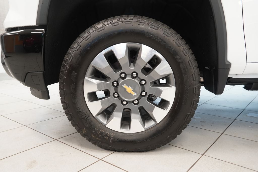 2026 Chevrolet Silverado 2500HD Custom