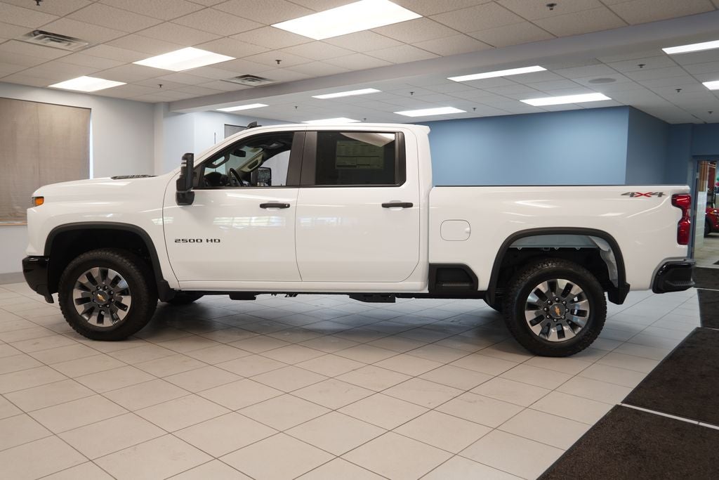 2026 Chevrolet Silverado 2500HD Custom