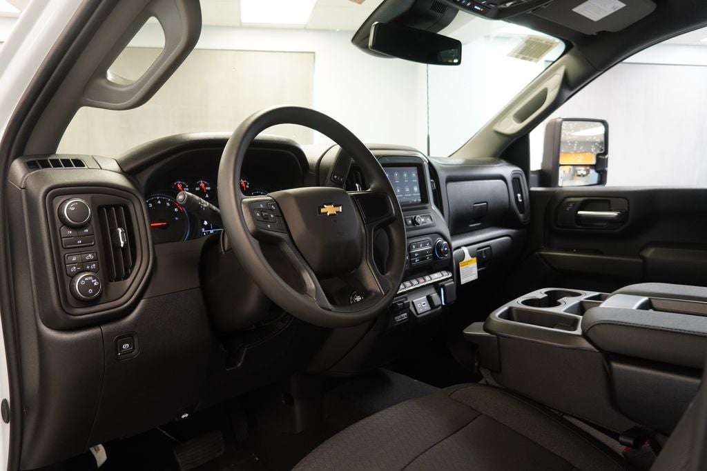 2026 Chevrolet Silverado 2500HD Custom
