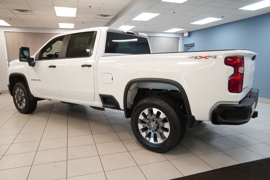 2026 Chevrolet Silverado 2500HD Custom