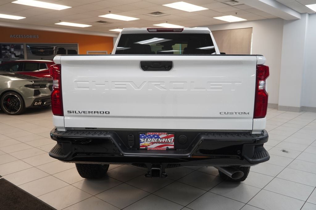2026 Chevrolet Silverado 2500HD Custom