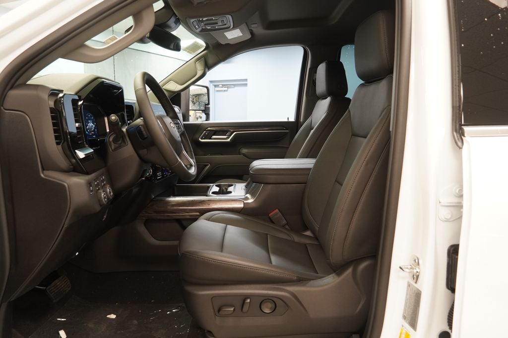 2026 Chevrolet Silverado 2500HD LTZ