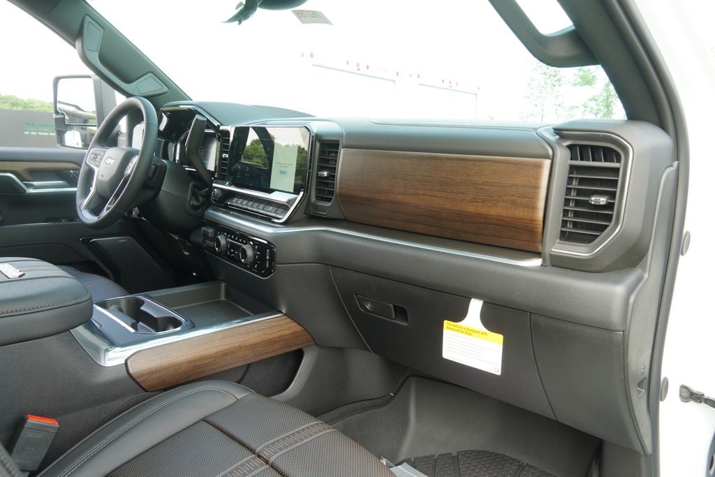 2026 Chevrolet Silverado 3500HD High Country