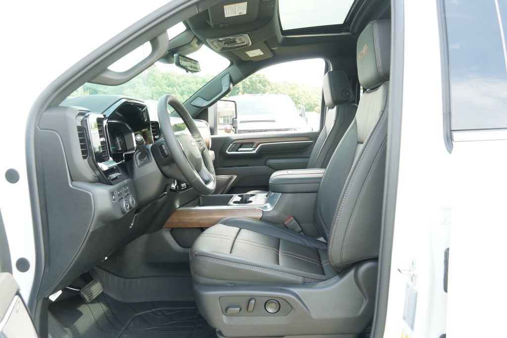 2026 Chevrolet Silverado 3500HD High Country