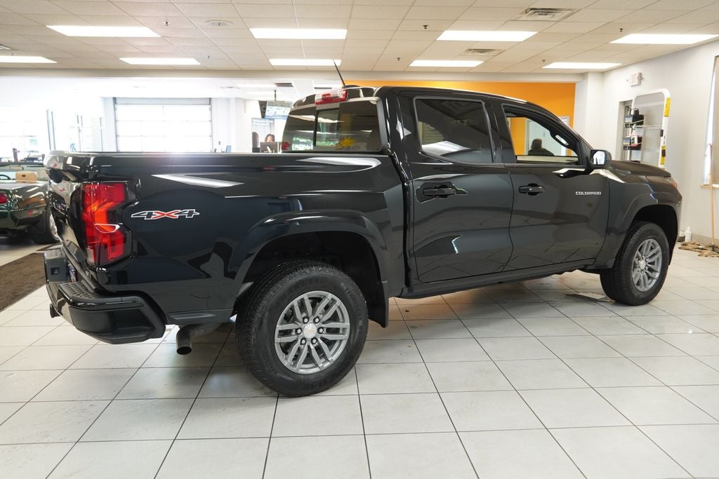 2024 Chevrolet Colorado LT CREW CAB 4X4