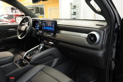 2023 Chevrolet Colorado LT CREW CAB 4WD