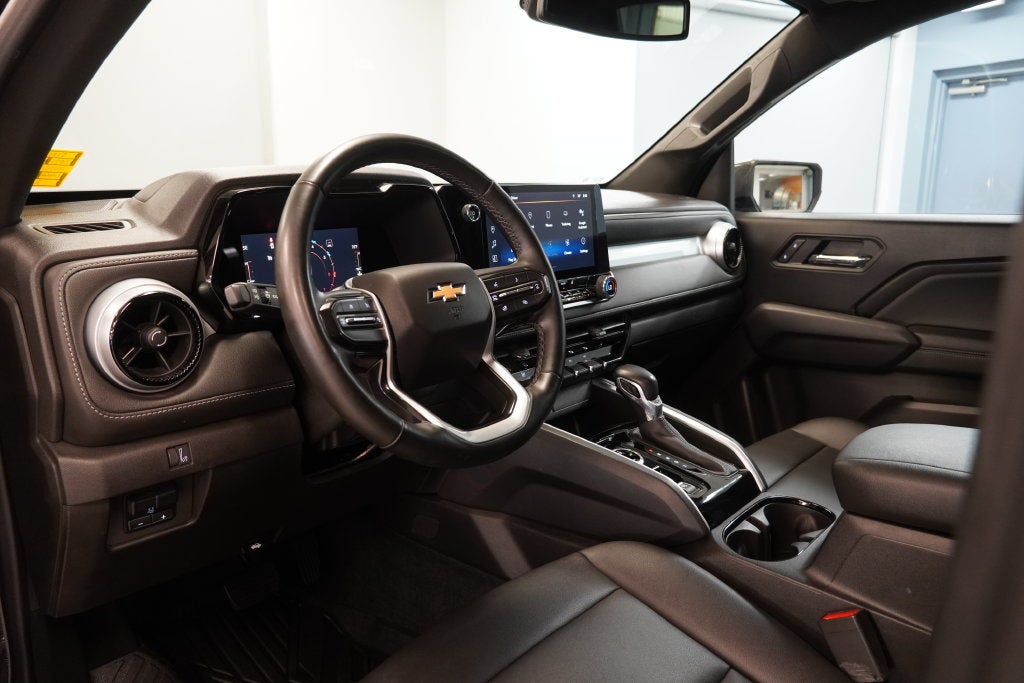 2023 Chevrolet Colorado LT CREW CAB 4WD