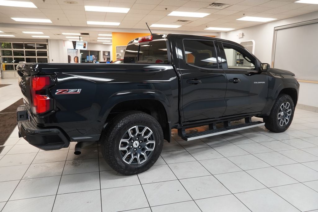 2023 Chevrolet Colorado Z71 4WD w/Sunroof CREW CAB