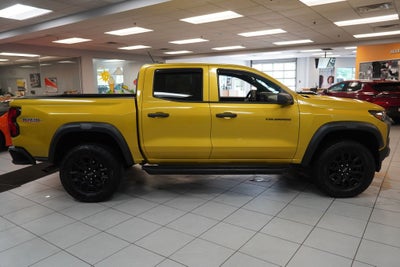 2023 Chevrolet Colorado Trail Boss CREW CAB 4X4
