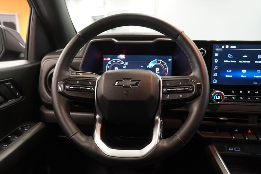 2025 Chevrolet Colorado Trail Boss (CREW CAB 4X4)