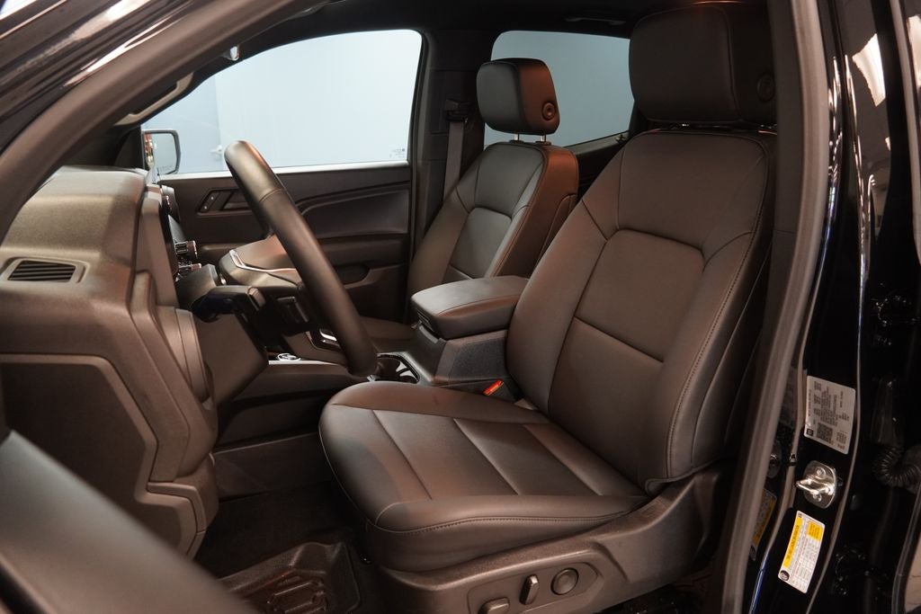 2025 Chevrolet Colorado Trail Boss (CREW CAB 4X4)