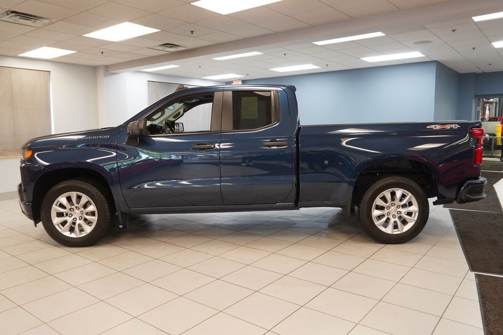 2022 Chevrolet Silverado 1500 LTD Custom 4X4