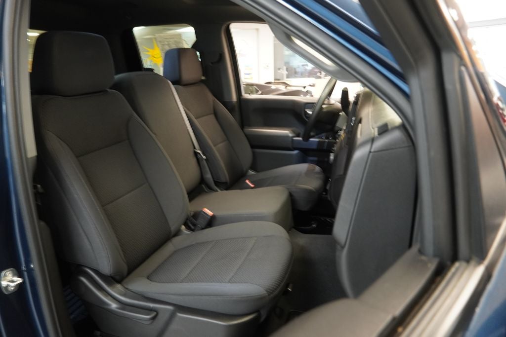 2022 Chevrolet Silverado 1500 LTD Custom 4X4
