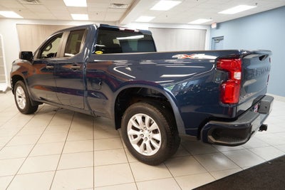 2022 Chevrolet Silverado 1500 LTD Custom 4X4