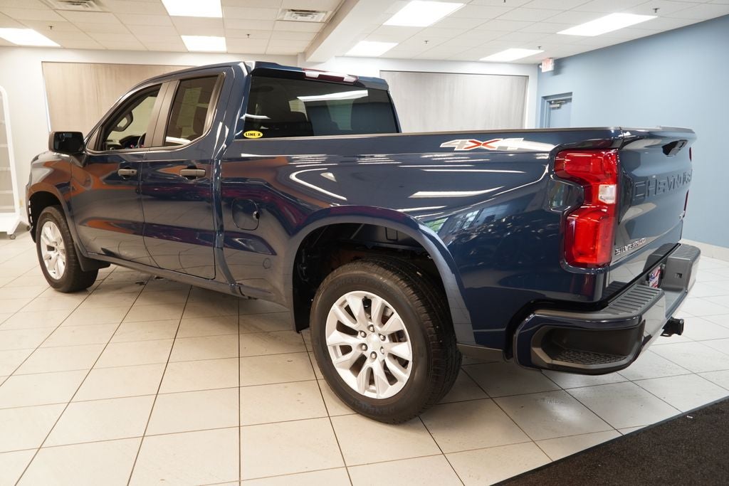 2022 Chevrolet Silverado 1500 LTD Custom 4X4