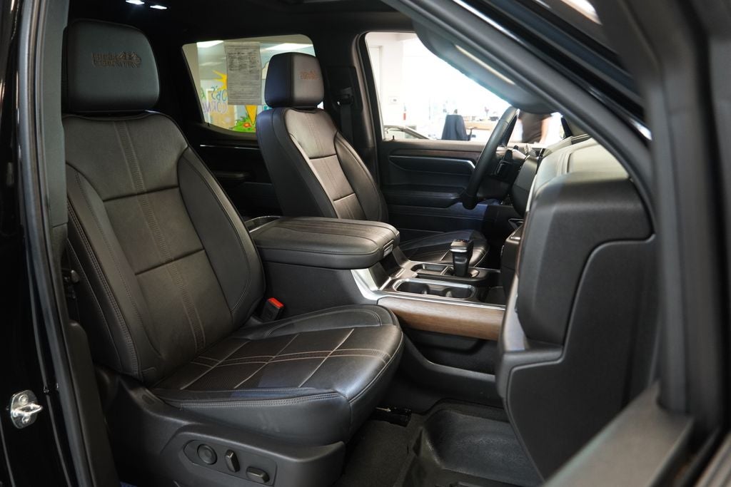 2024 Chevrolet Silverado 1500 High Country CREW CAB 4X4
