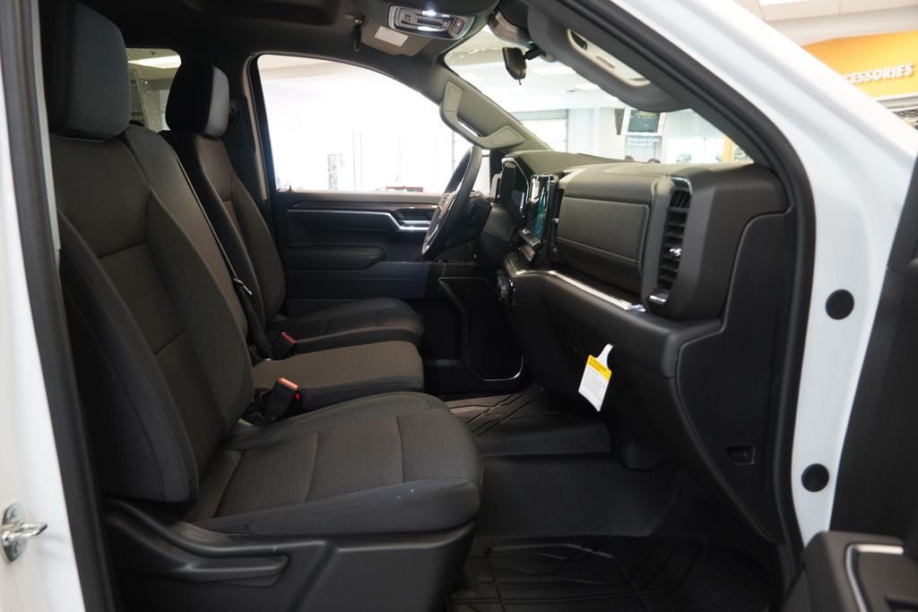 2026 Chevrolet Silverado 1500 LT LT1