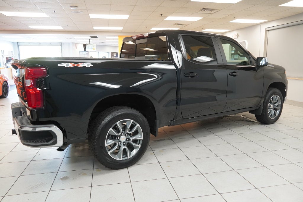 2025 Chevrolet Silverado 1500 LT LT1 CREW CAB 4X4