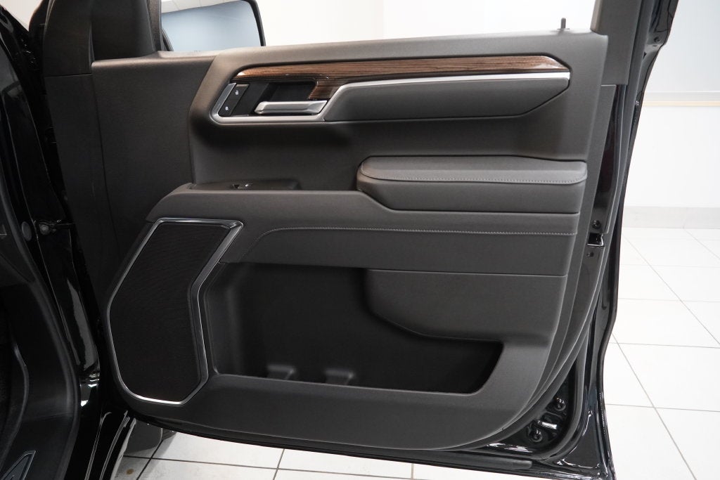 2025 Chevrolet Silverado 1500 LT LT1 CREW CAB 4X4