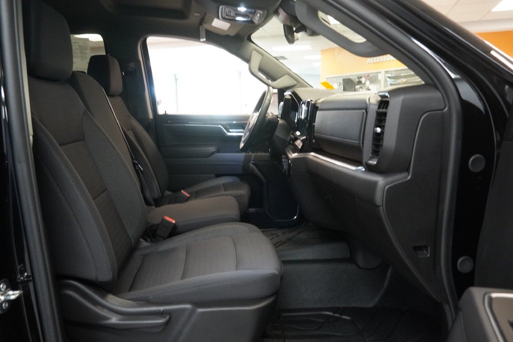 2025 Chevrolet Silverado 1500 LT LT1 CREW CAB 4X4