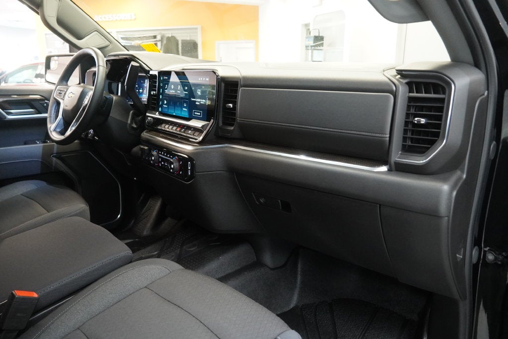 2025 Chevrolet Silverado 1500 LT LT1 CREW CAB 4X4