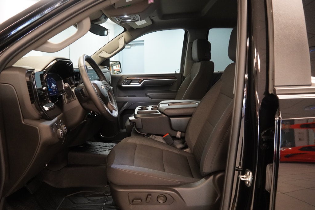 2025 Chevrolet Silverado 1500 LT LT1 CREW CAB 4X4