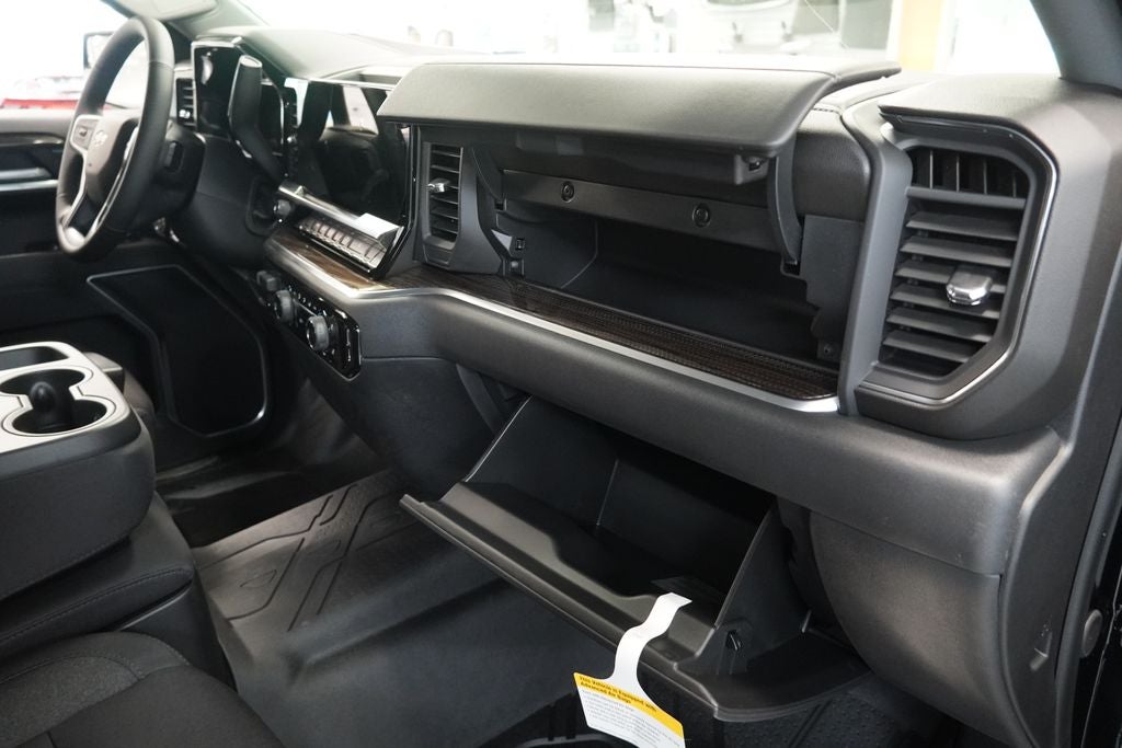 2026 Chevrolet Silverado 1500 LT LT1