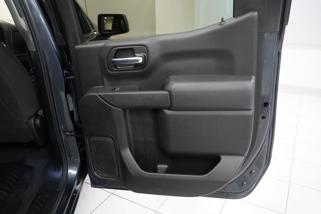 2020 Chevrolet Silverado 1500 Custom CREW CAB 4X4