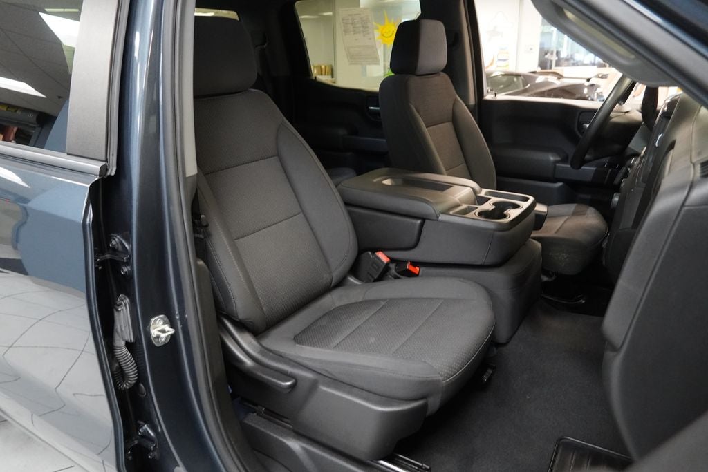 2020 Chevrolet Silverado 1500 Custom CREW CAB 4X4