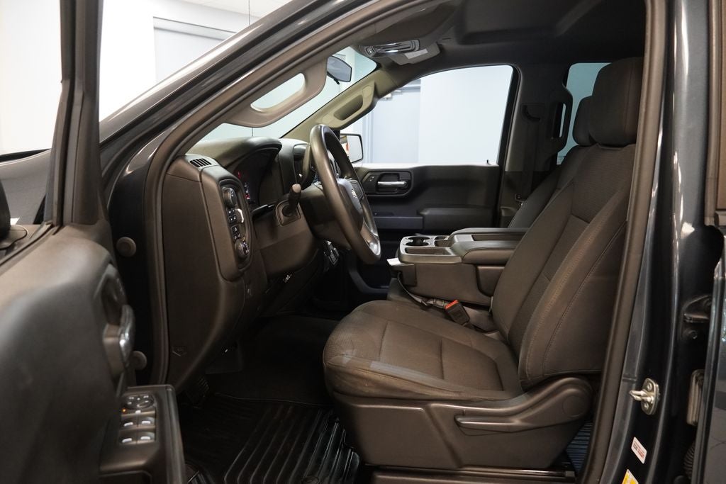 2020 Chevrolet Silverado 1500 Custom CREW CAB 4X4