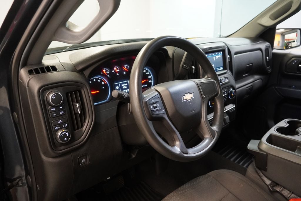 2020 Chevrolet Silverado 1500 Custom CREW CAB 4X4