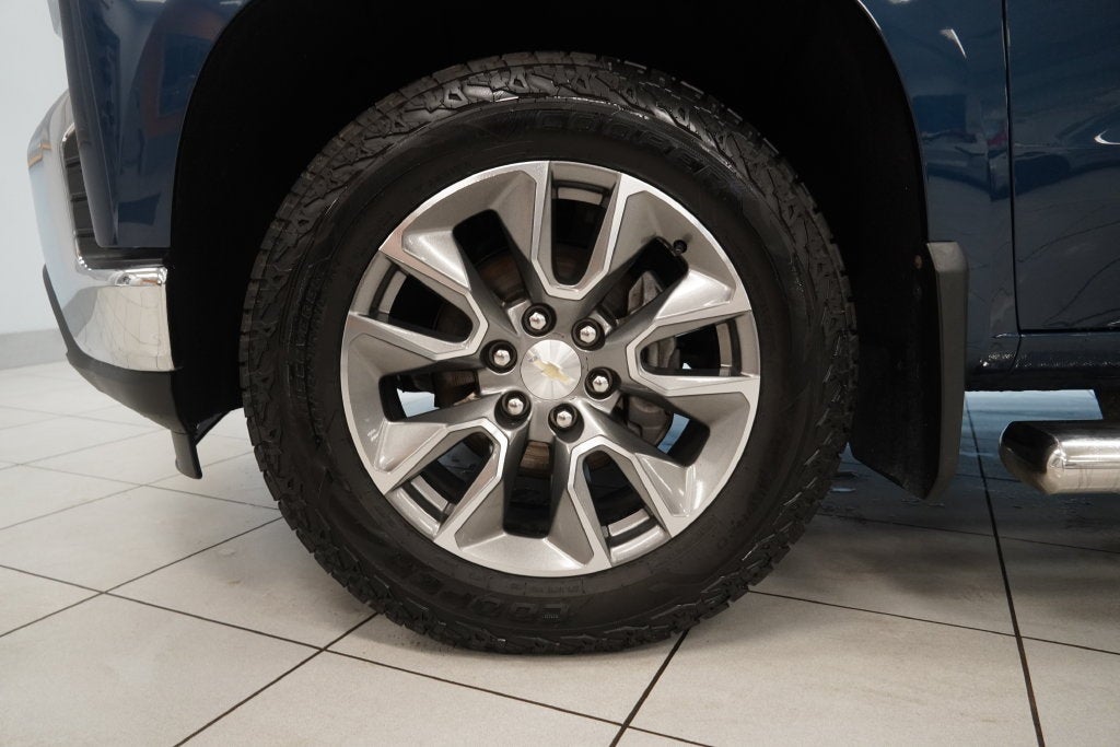 2019 Chevrolet Silverado 1500 LT CREW CAB 4X4