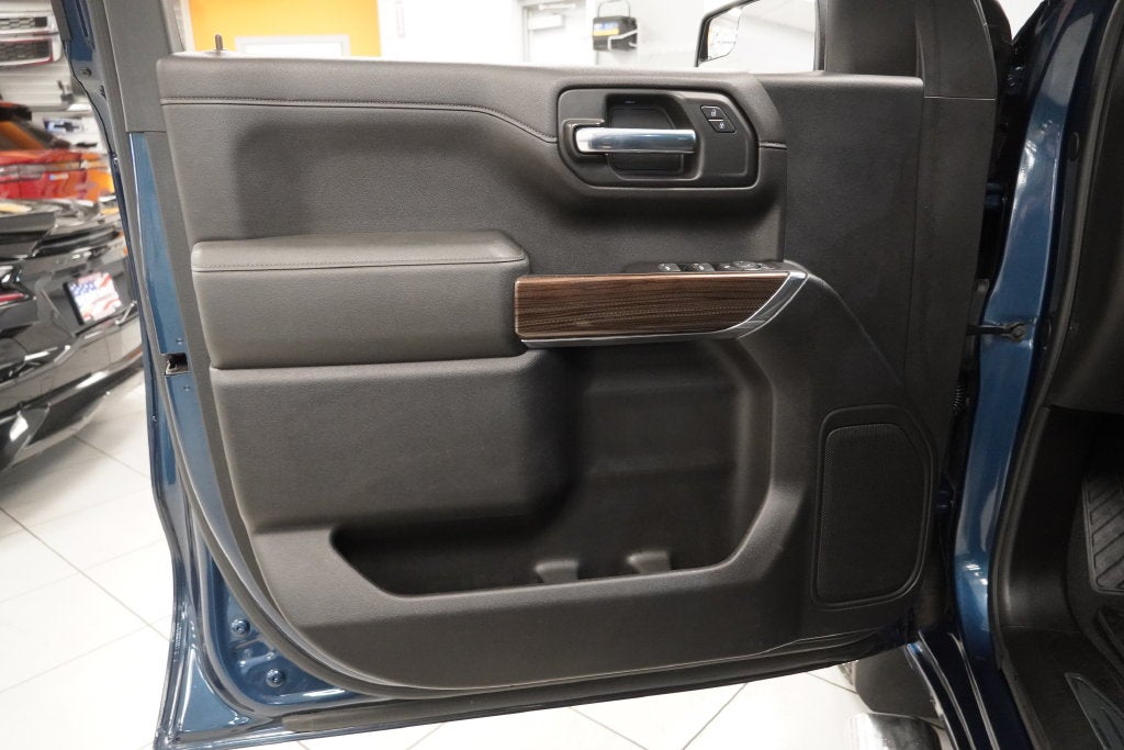2019 Chevrolet Silverado 1500 LT CREW CAB 4X4