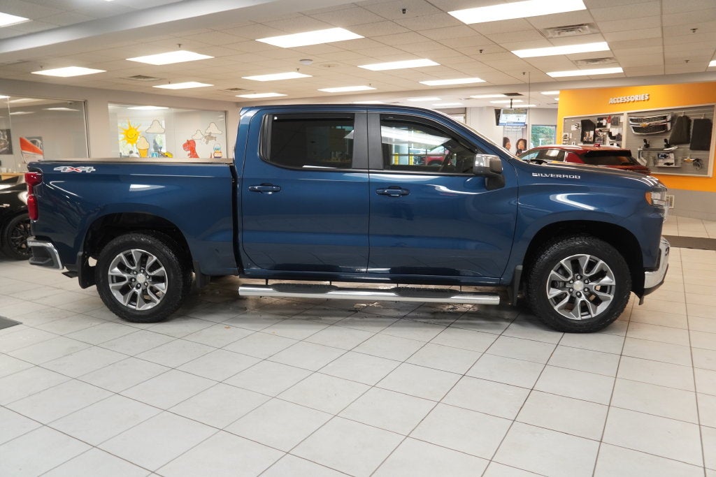 2019 Chevrolet Silverado 1500 LT CREW CAB 4X4