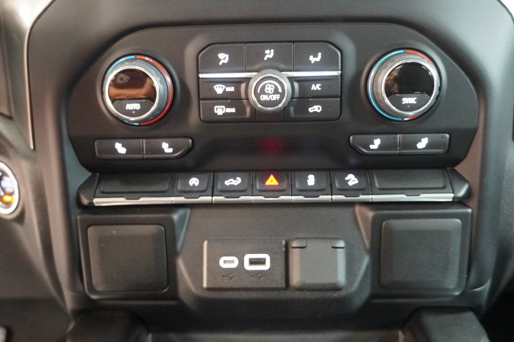 2022 Chevrolet Silverado 1500 LTD RST 4X4 / Z71 PACKAGE