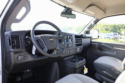 2025 Chevrolet Express 2500 Work Van Cargo