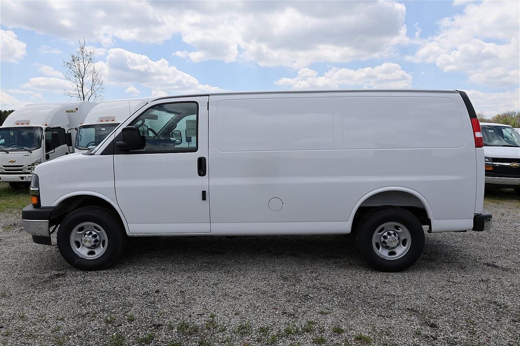 2026 Chevrolet Express 2500 Work Van Cargo