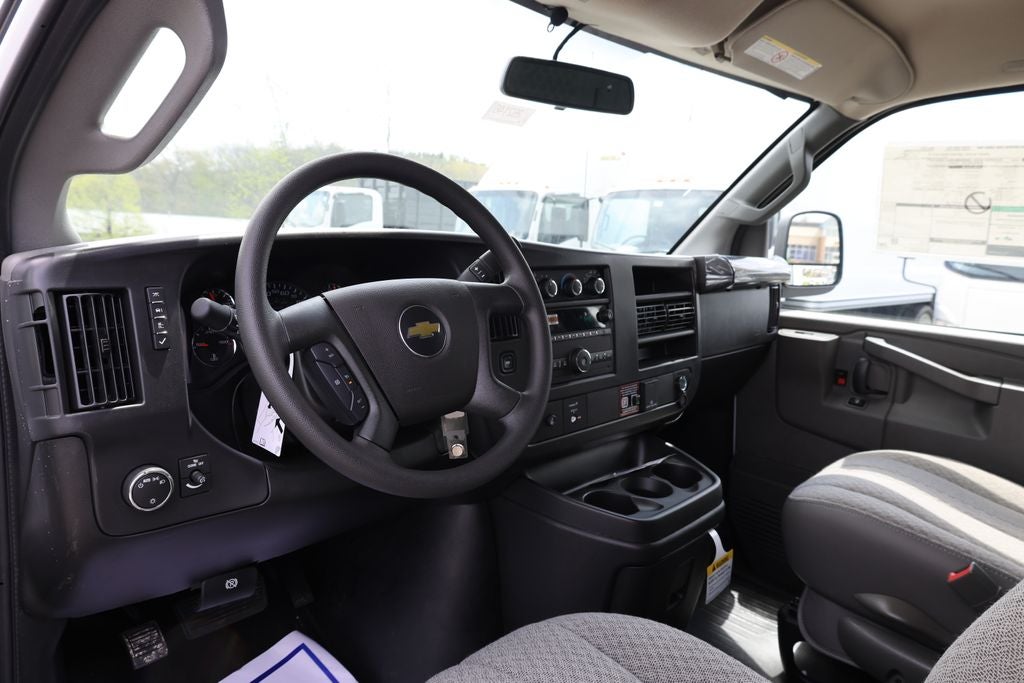 2026 Chevrolet Express 2500 Work Van Cargo