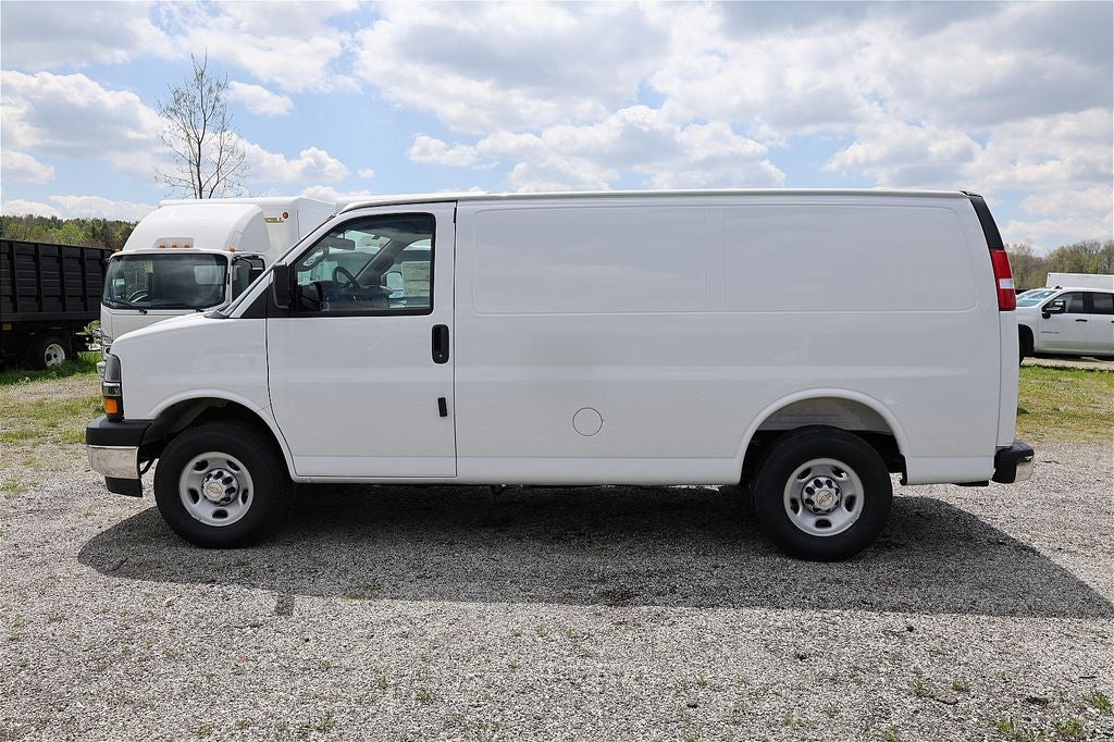 2026 Chevrolet Express 2500 Work Van Cargo