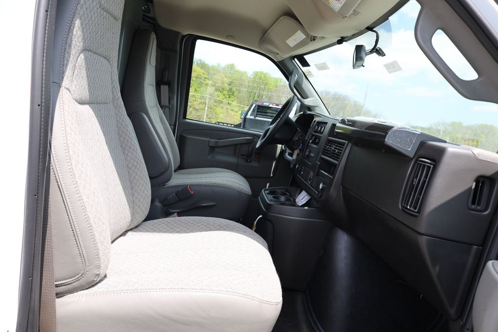 2026 Chevrolet Express 2500 Work Van Cargo