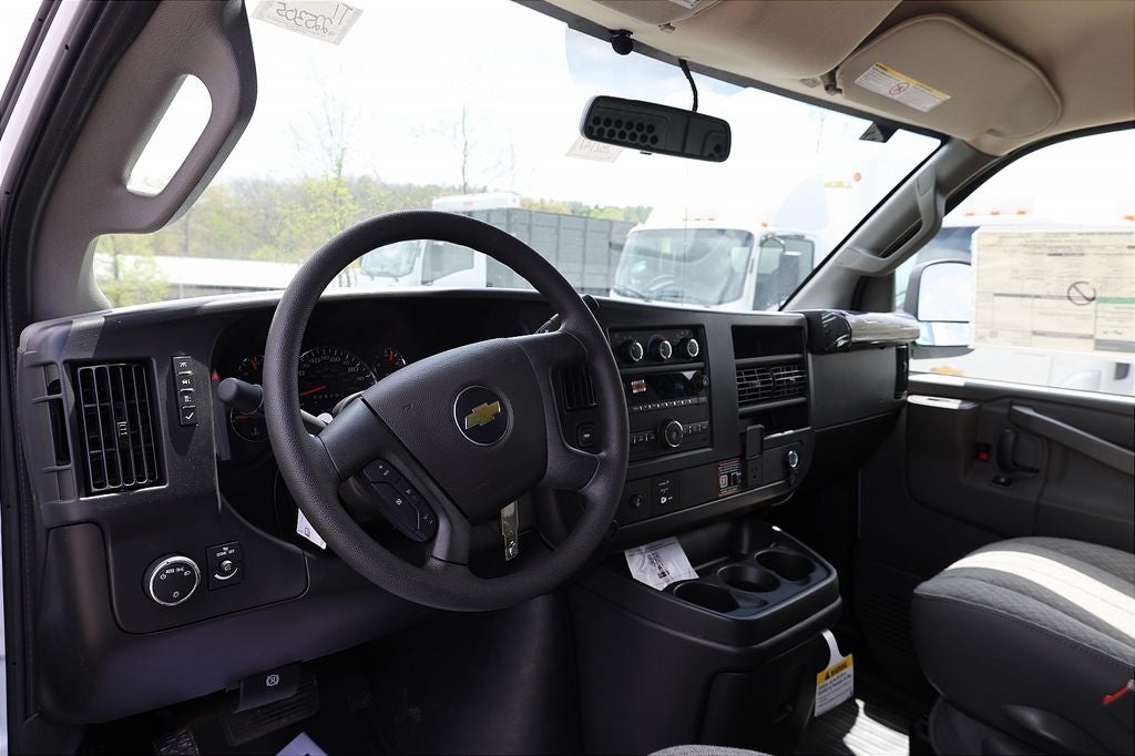2026 Chevrolet Express 2500 Work Van Cargo