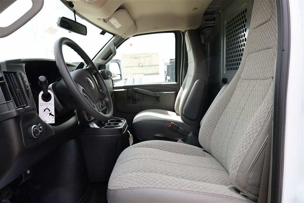 2026 Chevrolet Express 2500 Work Van Cargo