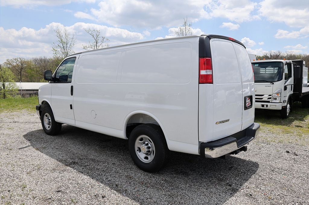 2026 Chevrolet Express 2500 Work Van Cargo