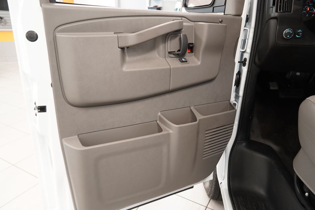 2026 Chevrolet Express 2500 Work Van Cargo