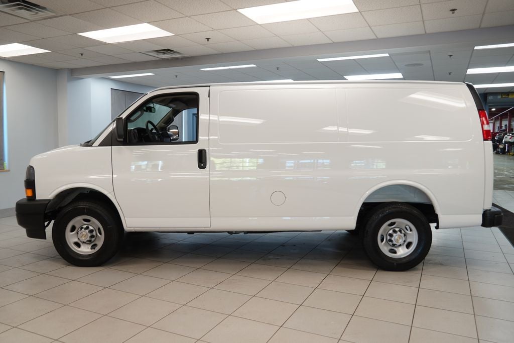 2026 Chevrolet Express 2500 Work Van Cargo