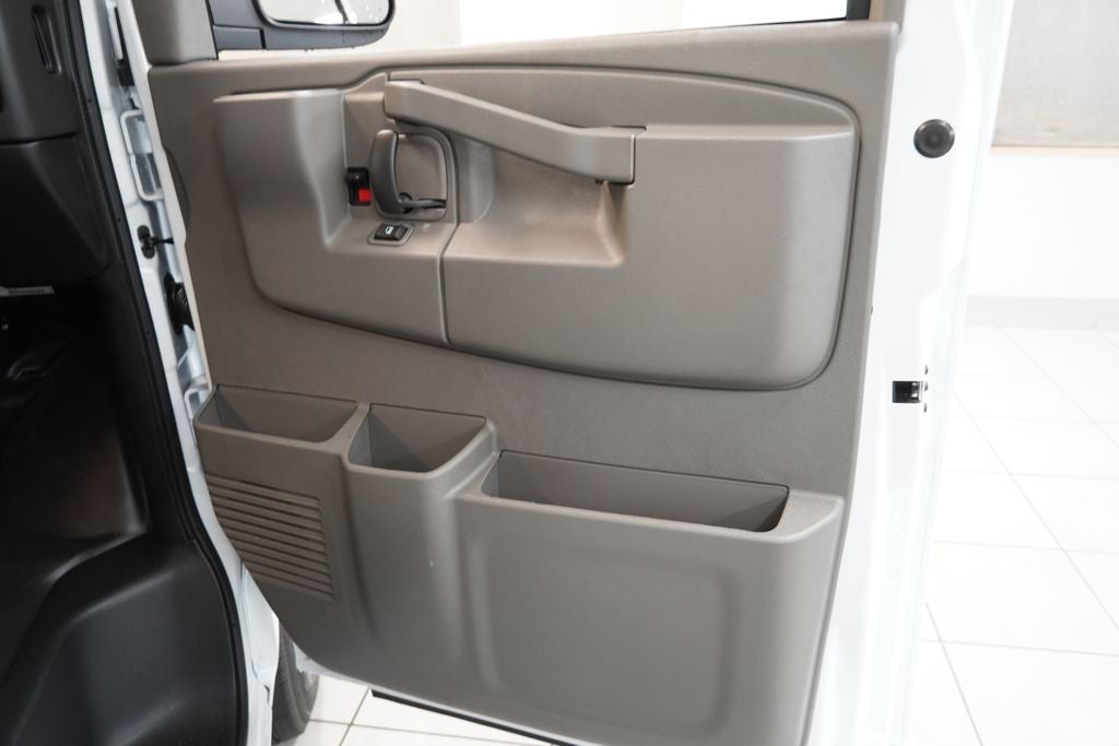 2026 Chevrolet Express 2500 Work Van Cargo
